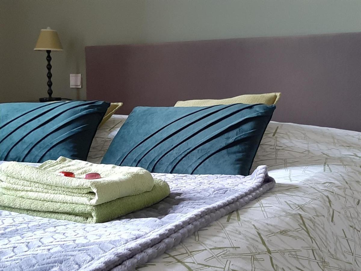 B&B Les Ecoliers Cherain Екстер'єр фото