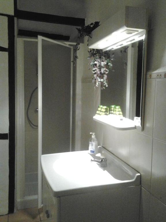 B&B Les Ecoliers Cherain Номер фото
